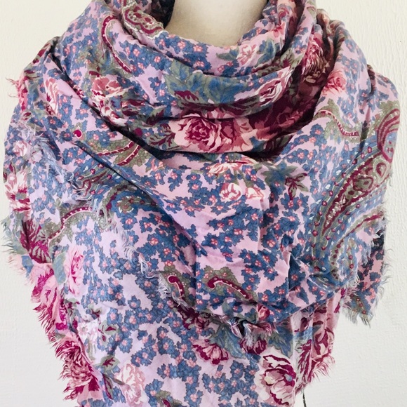 SOLD! VTG Ray Strauss Floral Large Square Scarf Rayon - Picture 4 of 9